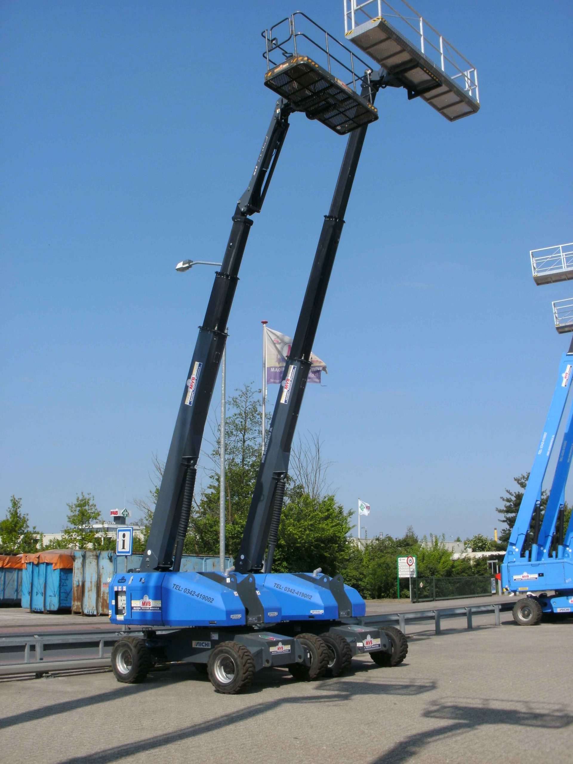 op hoogte werken met een telescoophoogwerker