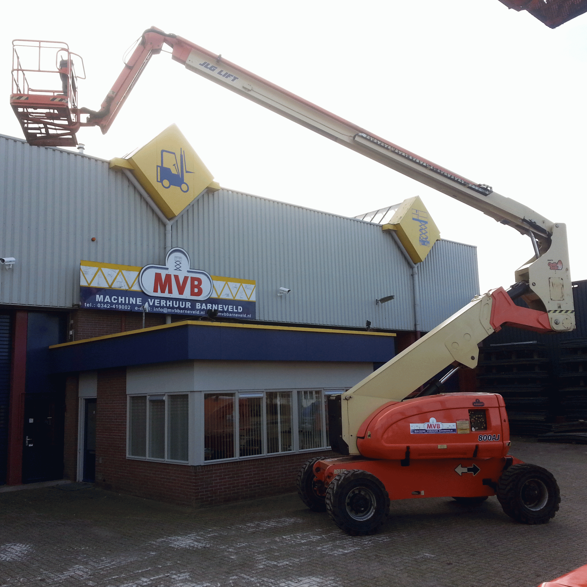 MVB knikarmhoogwerker