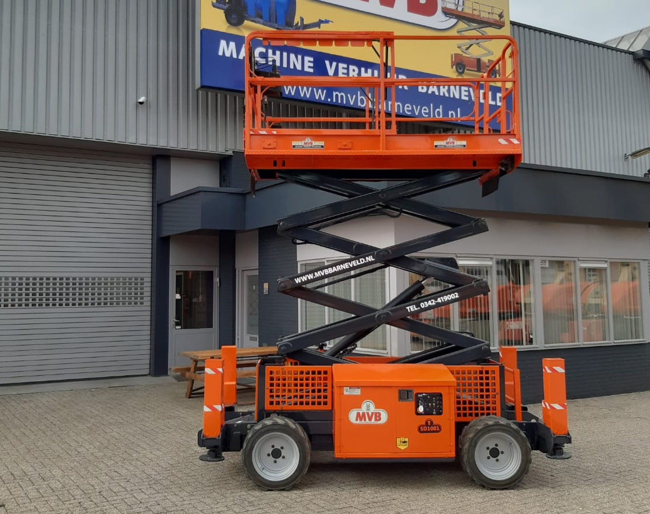 MVB diesel schaarhoogwerker